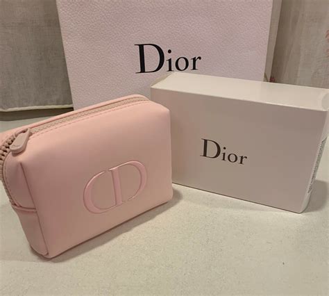 dior circle makeup bag|dior makeup bag price.